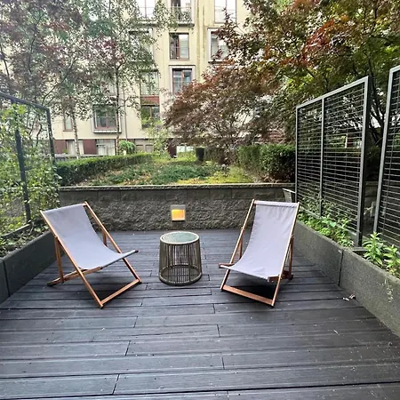 Flat With Cozy Terrace アパート ヴロツワフ